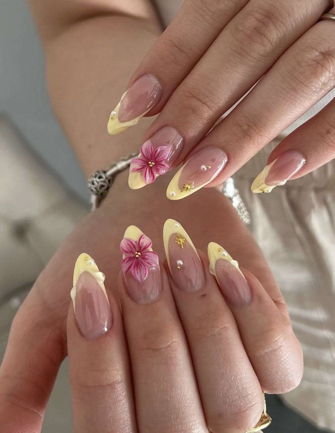 summer nails inspiration look 1