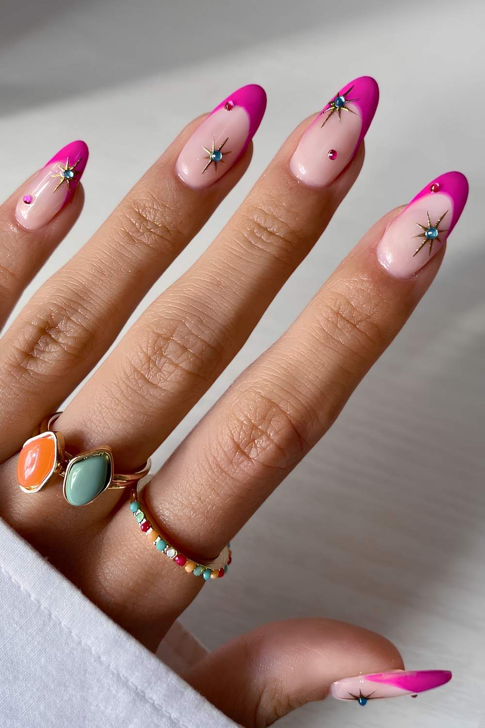 Chrome french nails with french nails ballerina, square nail designs, blue french nail designs, glitter, rosa.