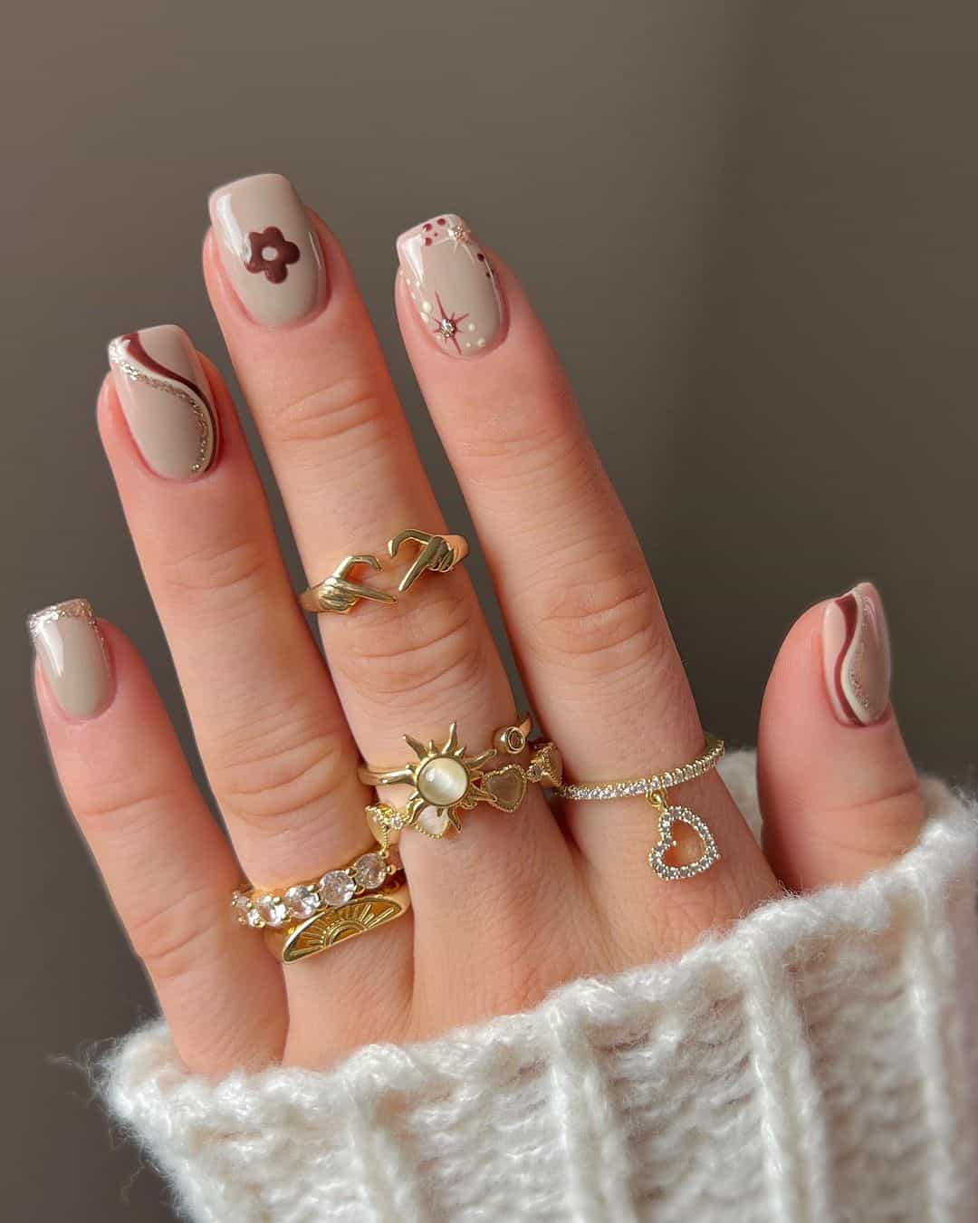 Nails 2026 trends with november acrylic nail designs in fall short styles