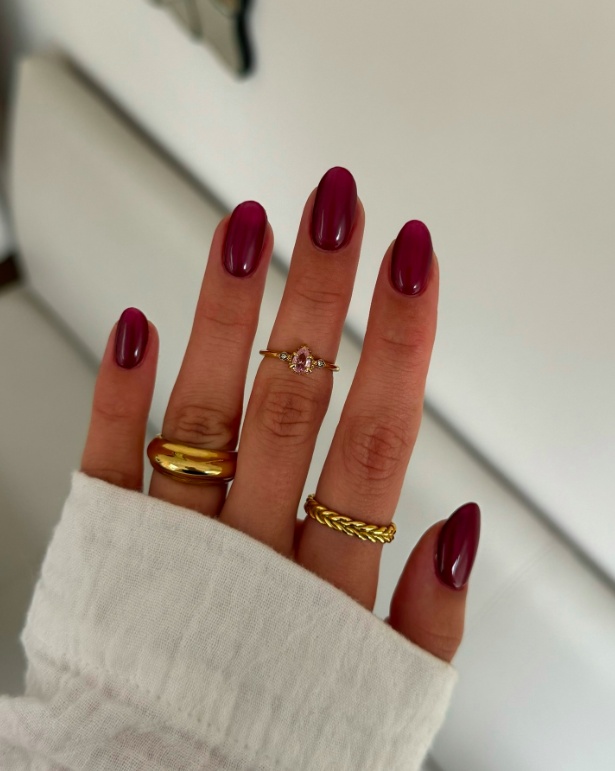 fall halloween nails, cute burgundy nails, gel