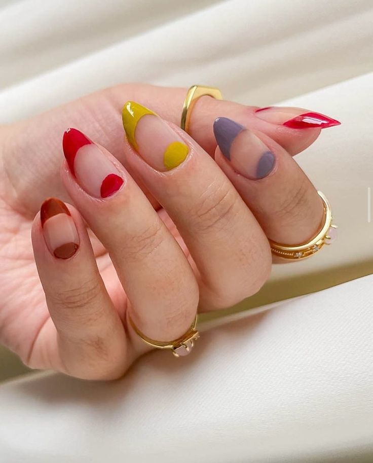 autumn season nails, white fall nail ideas