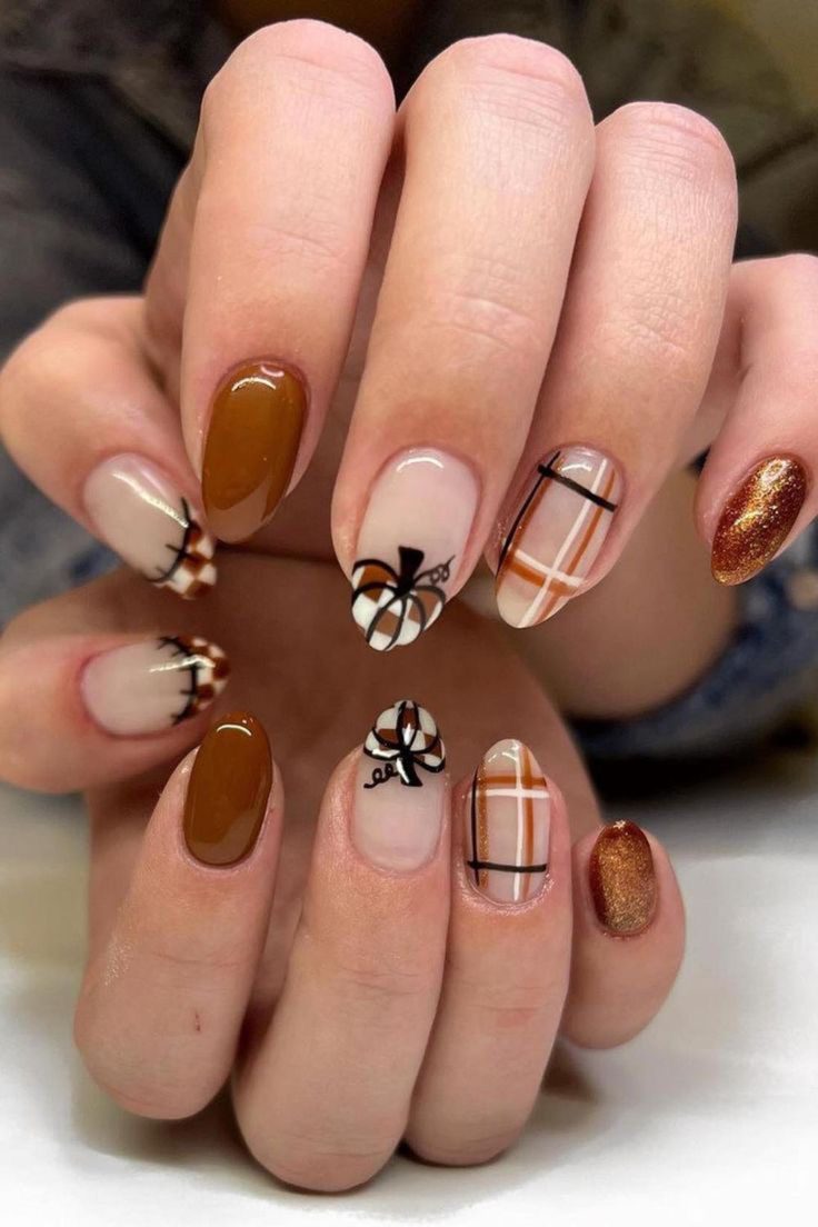 september nail inspo almond, fall florals