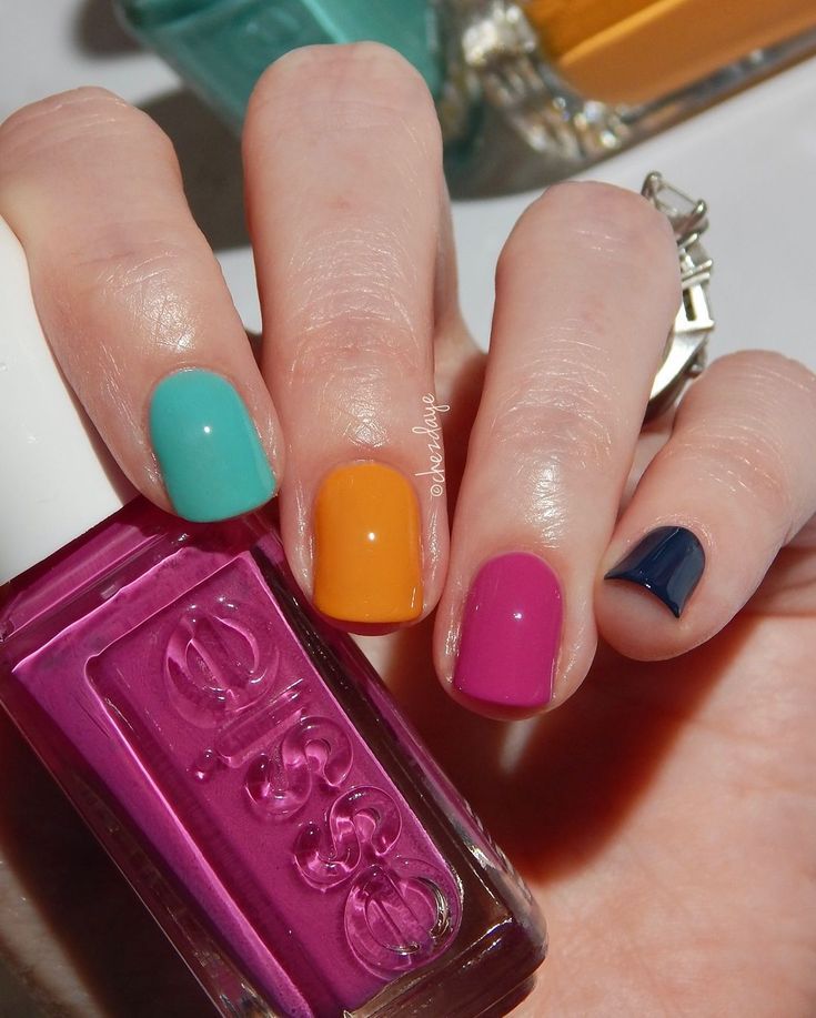 short nail designs ombre, vibrant candy colors