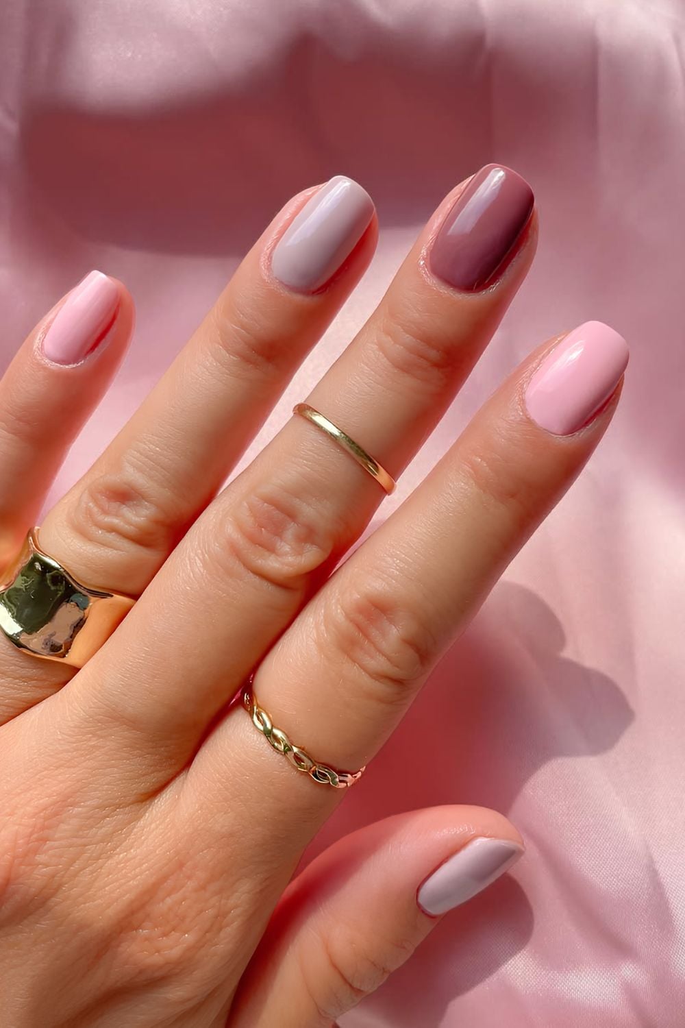 center ombre nails, elegant fade