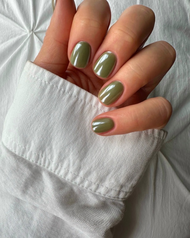 September nails designs, toenail colors for summer pedicures, fall season nails short