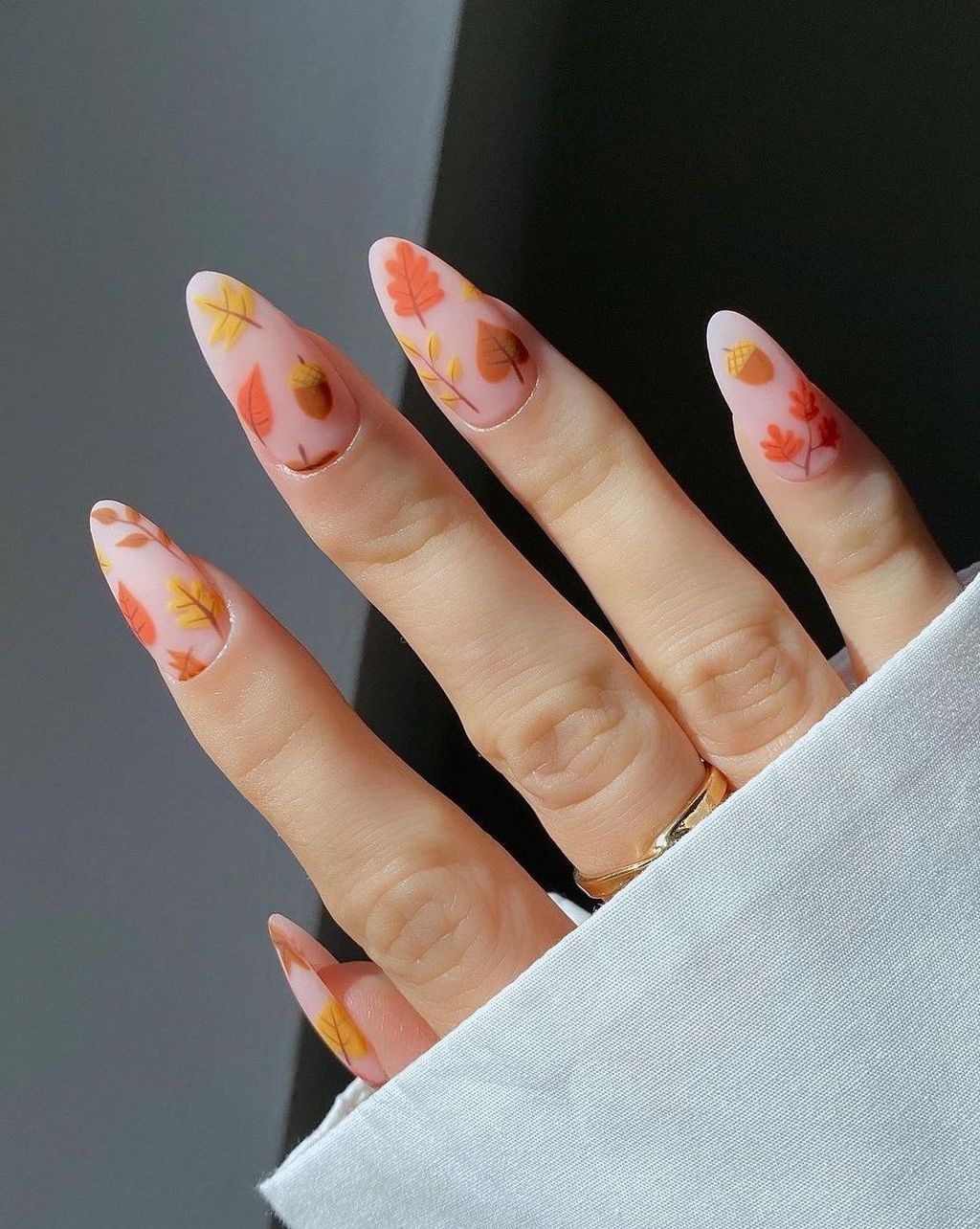 thanksgiving nails ideas, turkey nail art, november acrylic nail designs, leaf patterns.