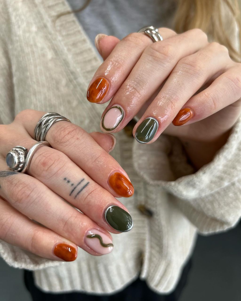 thanksgiving gel nails, cute fall nails square, acrylic, glossy green.