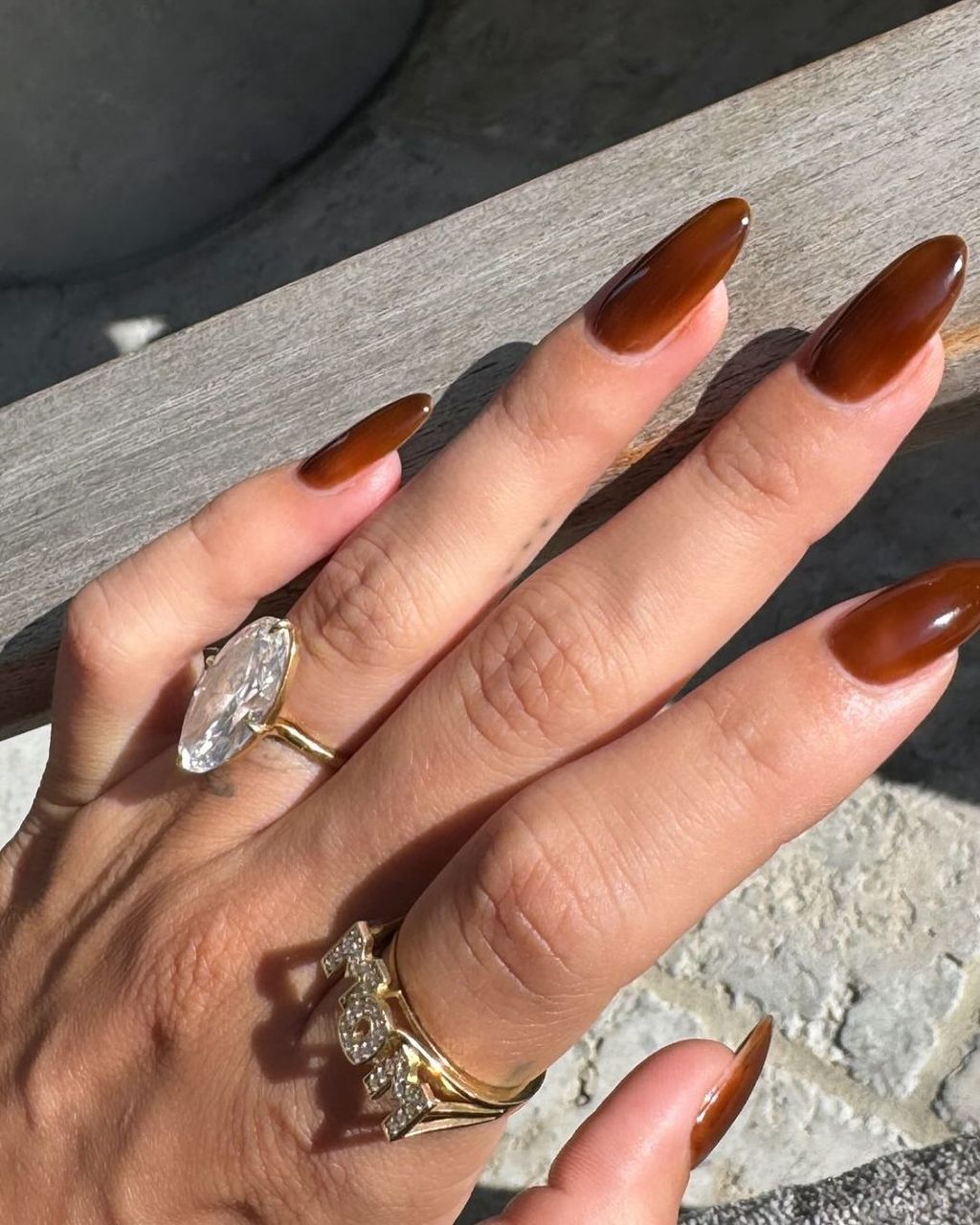 thanksgiving nails, new years eve nails, brown fall nail inspo, design, rich chocolate elegance.