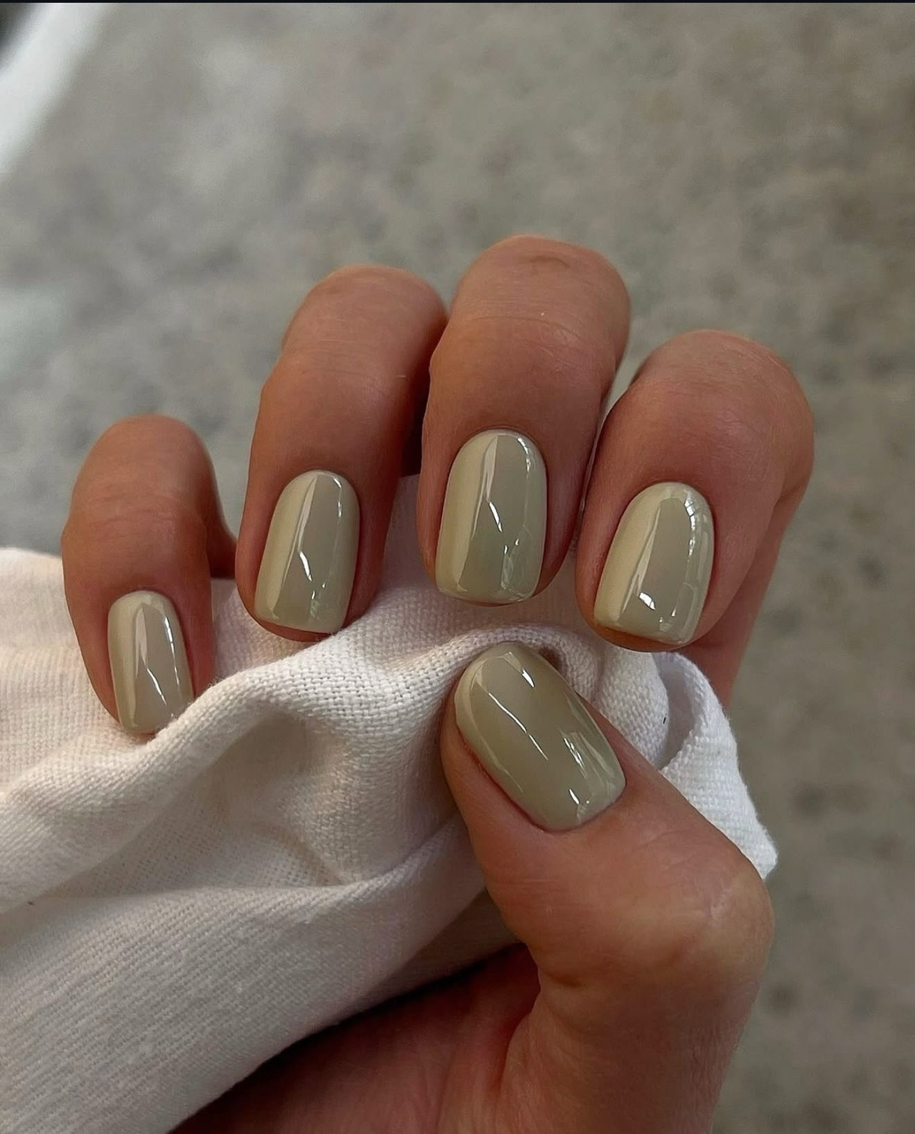Autumn gel nails with cute autumn nails, fall pedi colors toes, almond, inspo