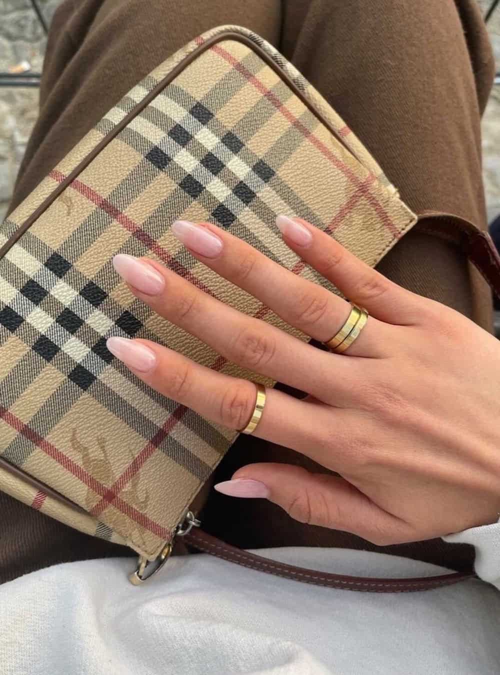 Soft autumn nails with nails 2026 trends, halloween toe nails, easy, matte fall
