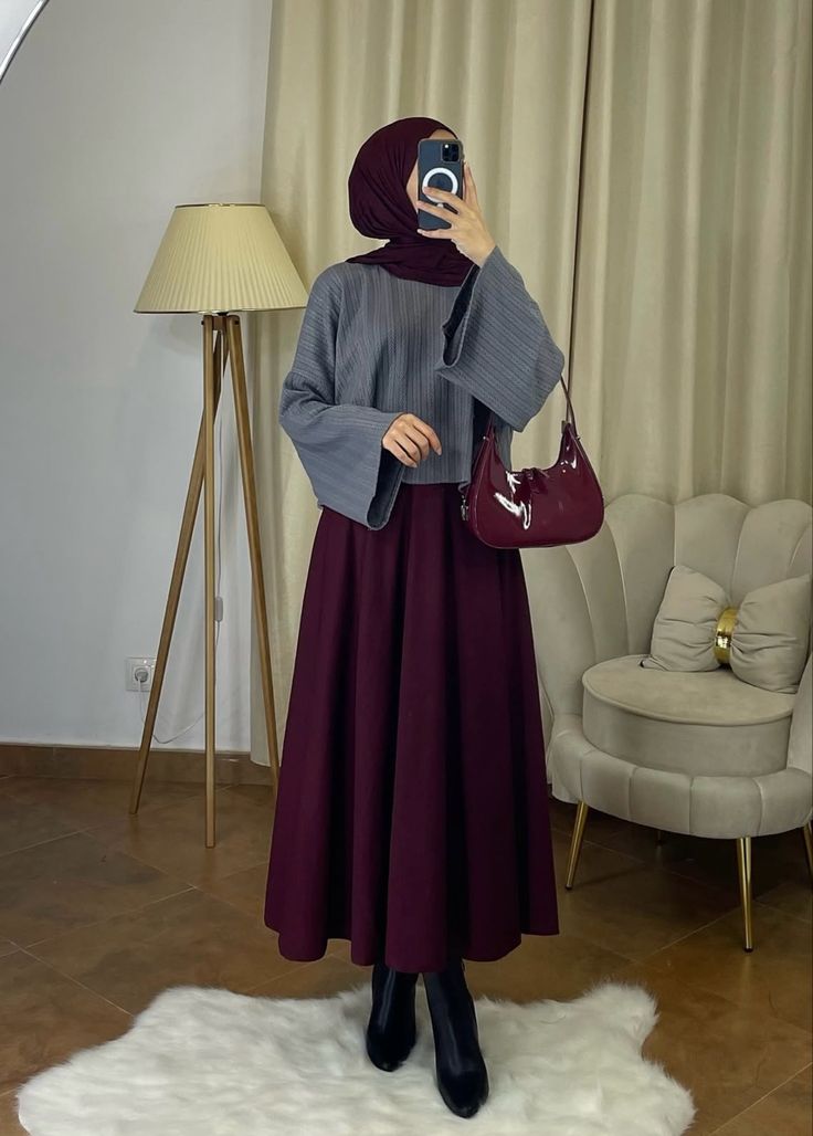 outfit ideas autumn school, warm layered outfits, midi skirt outfit autumn