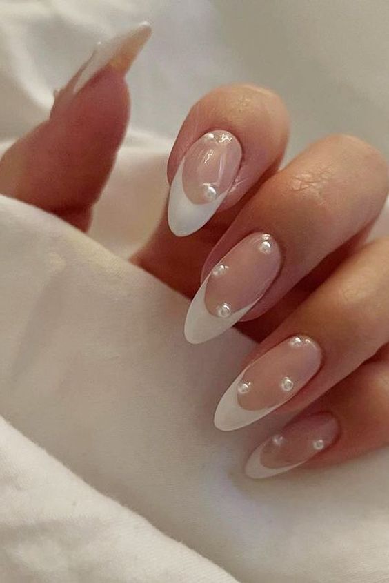 Fall birthday nails, birthday nails duck, cute almond nails, pink, January