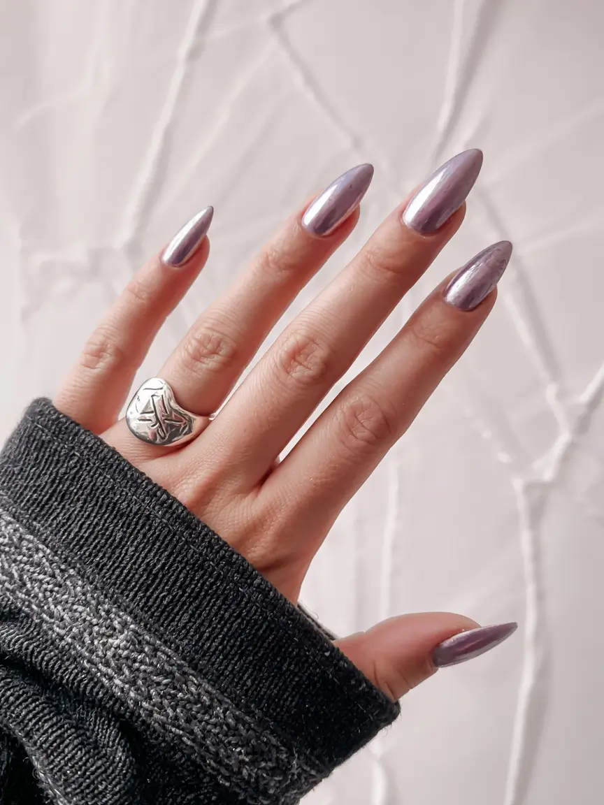 Aquarius birthday nails, nails 2026 trends, gold glitter nails acrylic, white, and toes set