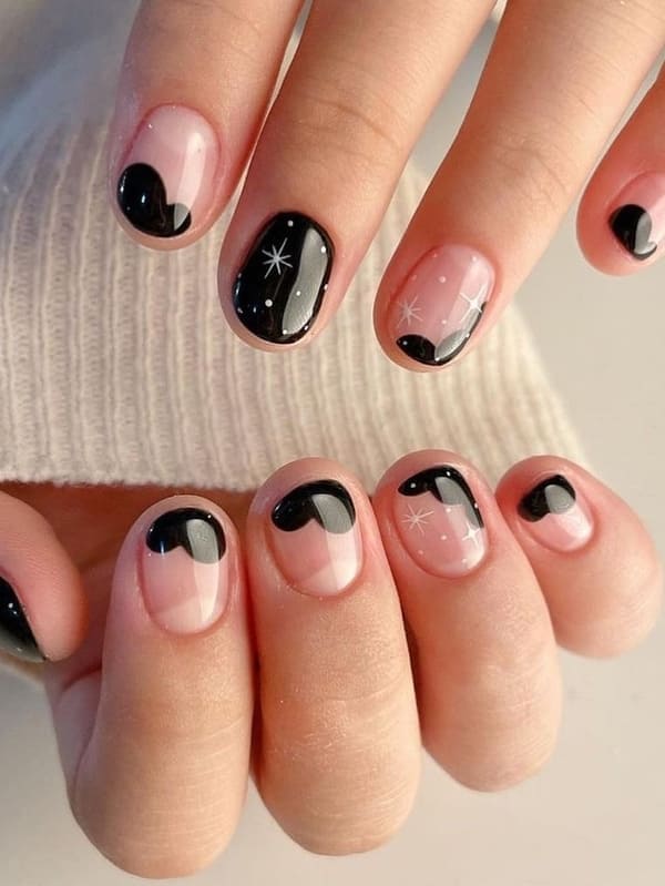 Classic black christmas nails, black and white nails ideas, dark almond nails, short square nail designs, long.