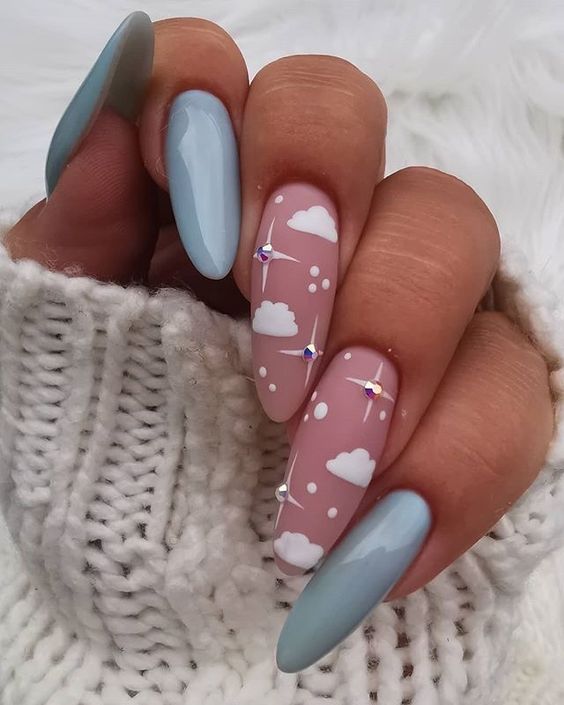 Royal blue nails, blue and green nails, navy prom nails, christmas nail inspo, toe nail design, ocean inspired