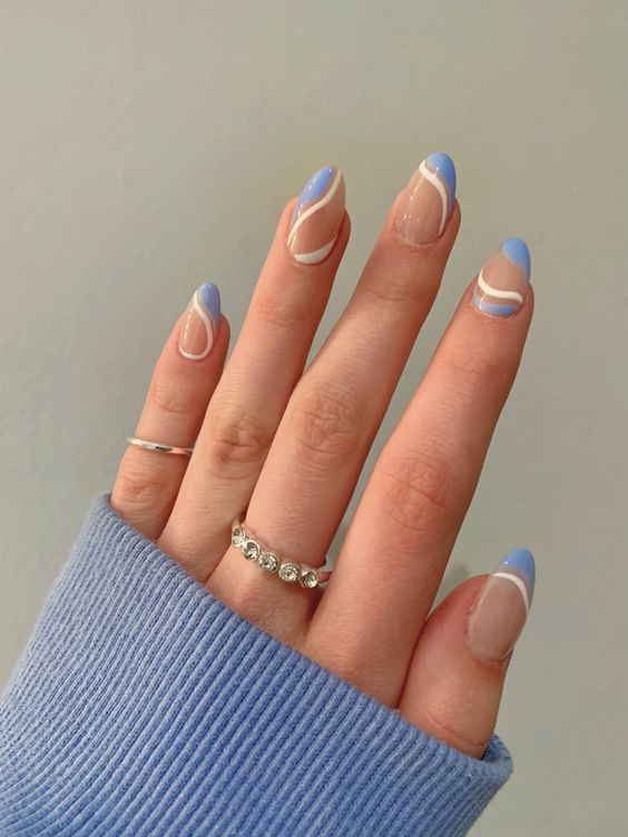 Sky blue nails with royal blue acrylic nails, hot blue nails, navy cobalt style