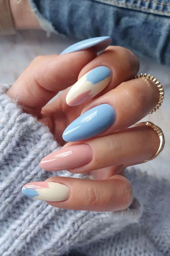 Blue and gold nails, dark blue french tip nails, vacation nails summer, dark glitter style