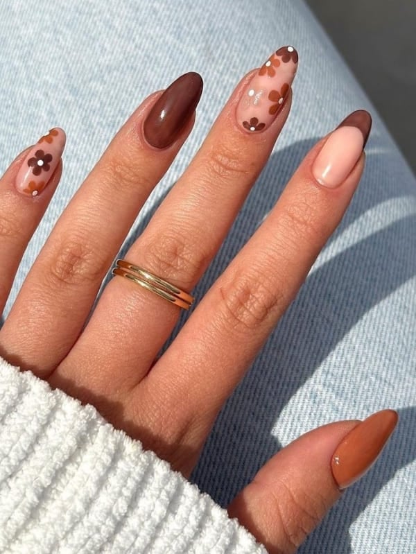 Chocolate brown nails, milky brown nails, blue brown nails, mocha nails design, dark christmas cheetah pattern
