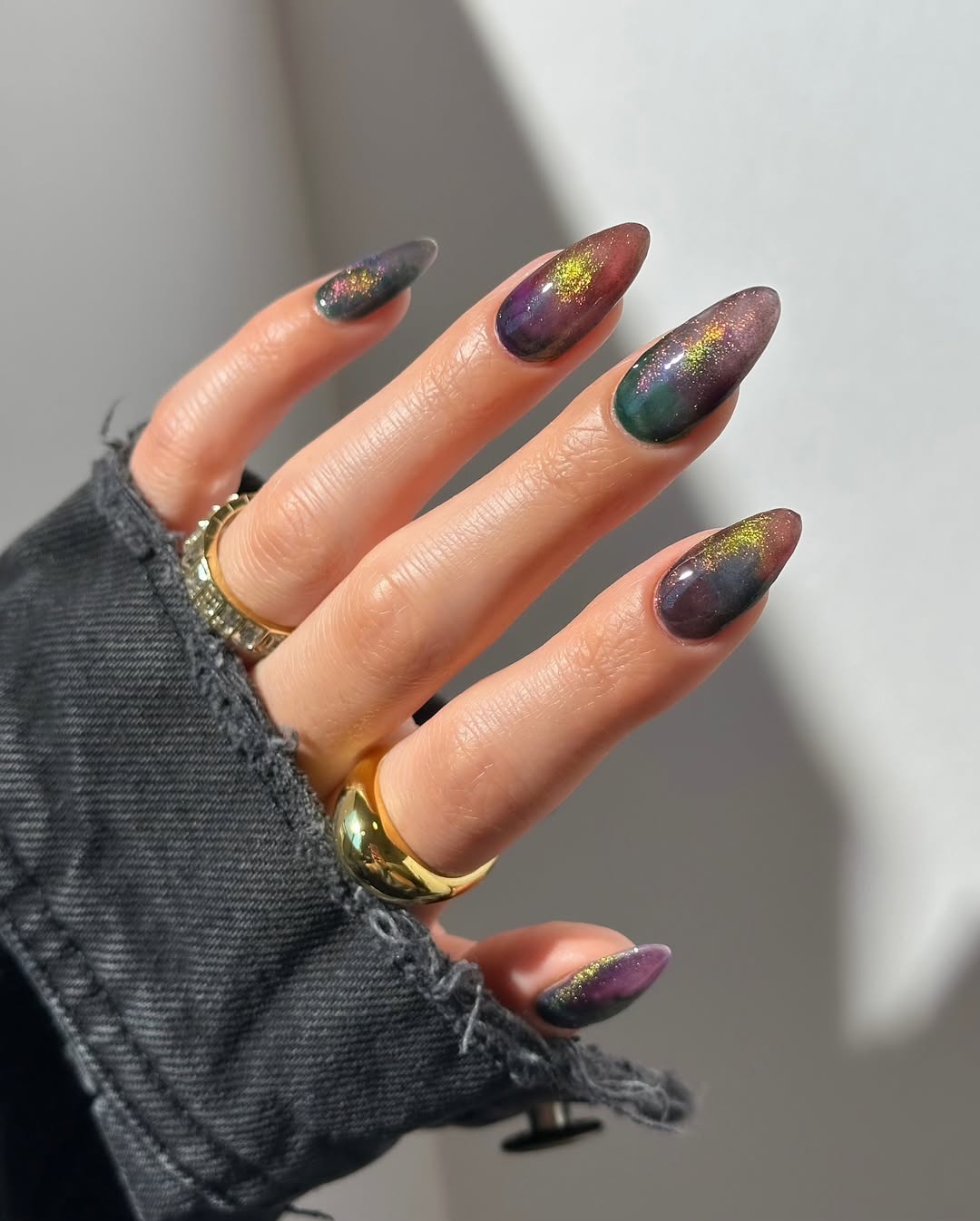 Dark green cat eye nails, glitter nails, cherry red cat eye nails, elegant, black and red