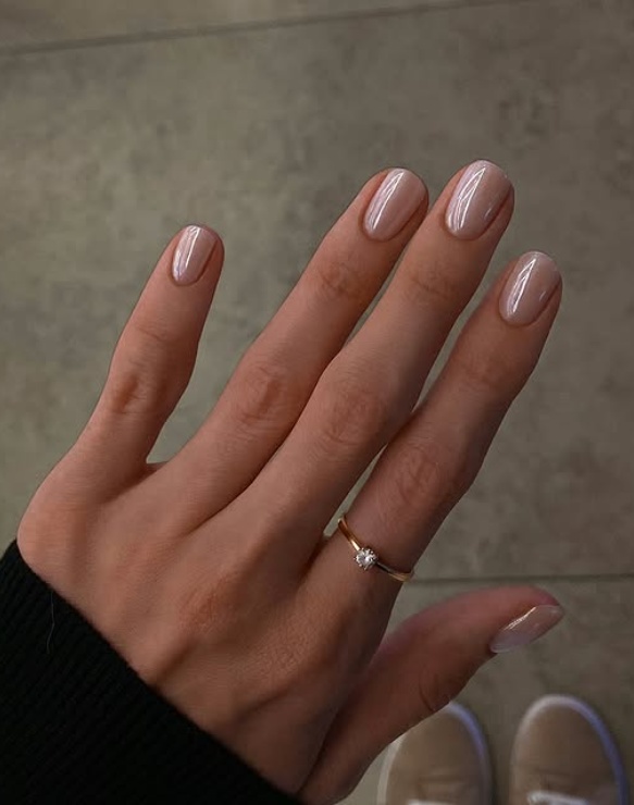 summer chrome nails, white nails with chrome, classy black nails, pearl, unicorn