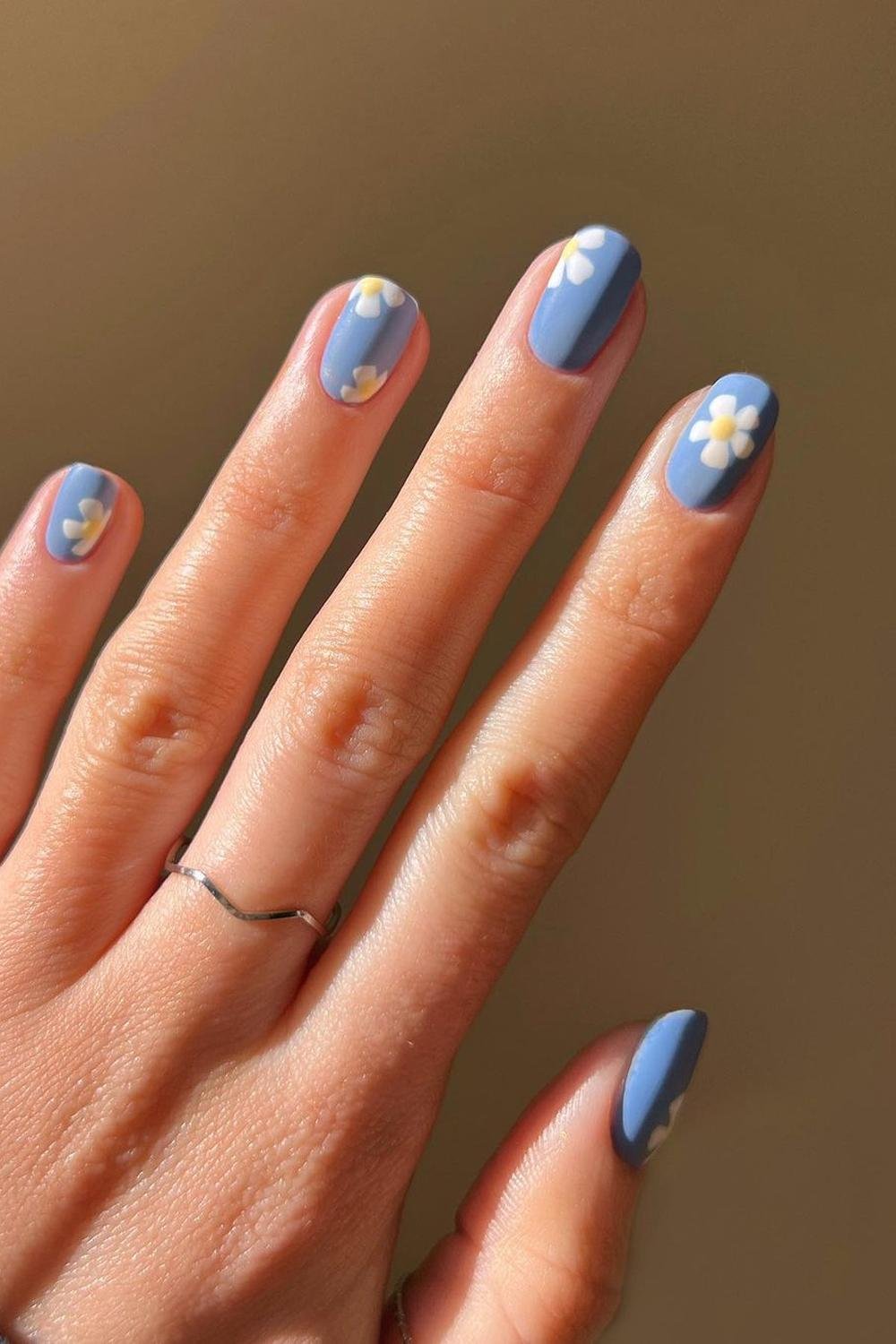 Classy engagement nails, wedding guest nails ideas classy, spring summer nails, early autumn nails, january, gel.