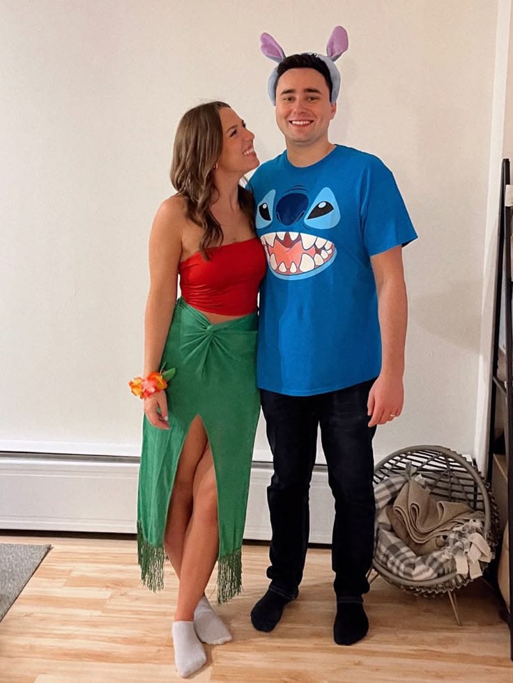 couples halloween costume ideas inspiration look 1