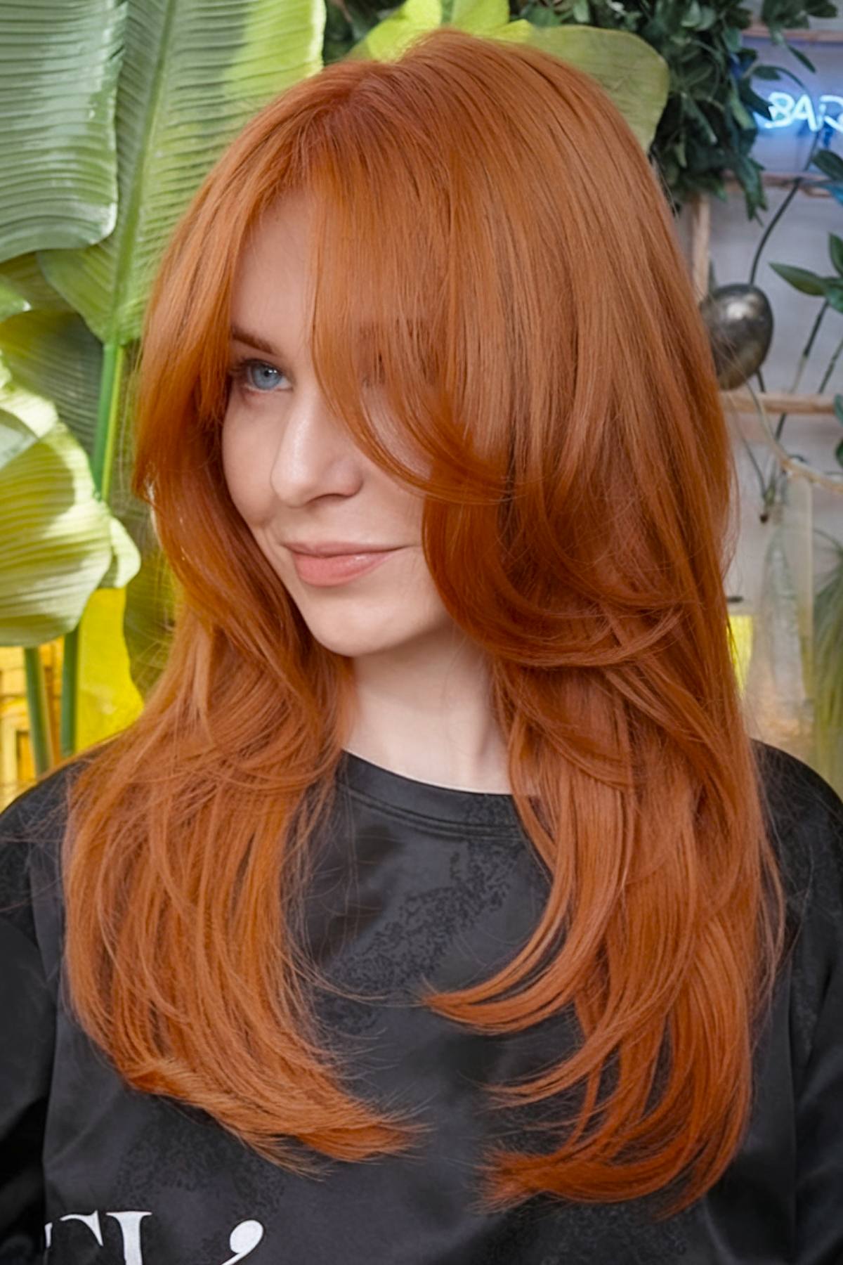 short hair with curtain bangs, curtain bangs for round face, wispy french bangs, shaggy curtain bangs, hairstyles, curly hair with