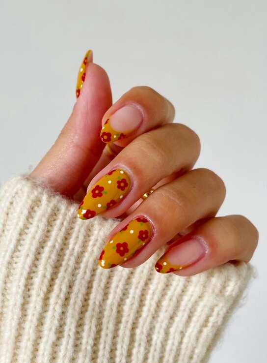Cute fall nails ideas autumn french tip with fall french nails ideas in square shape.