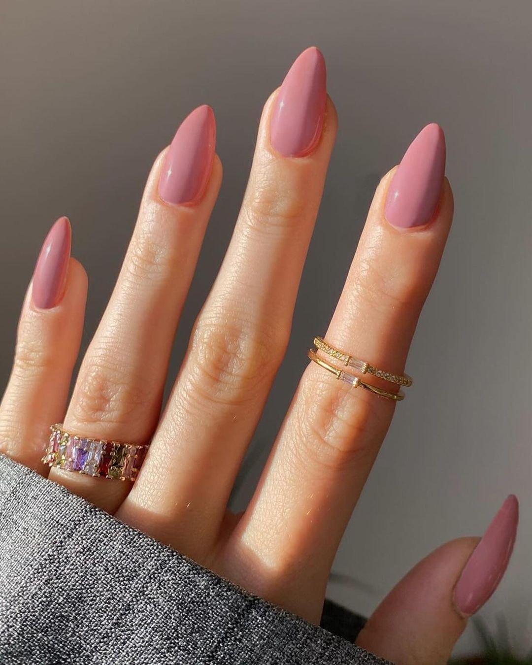 Fall nail ideas square with autumn nails in warm tones.