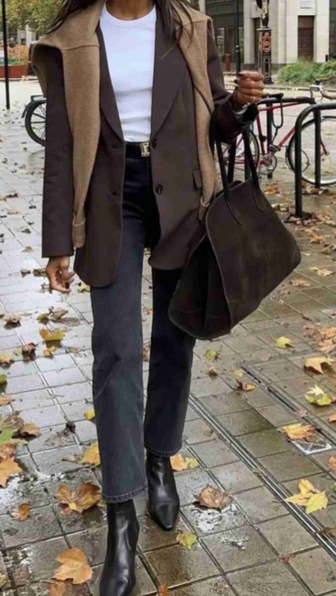 early 2000s fall aesthetic, dress like french women parisian style