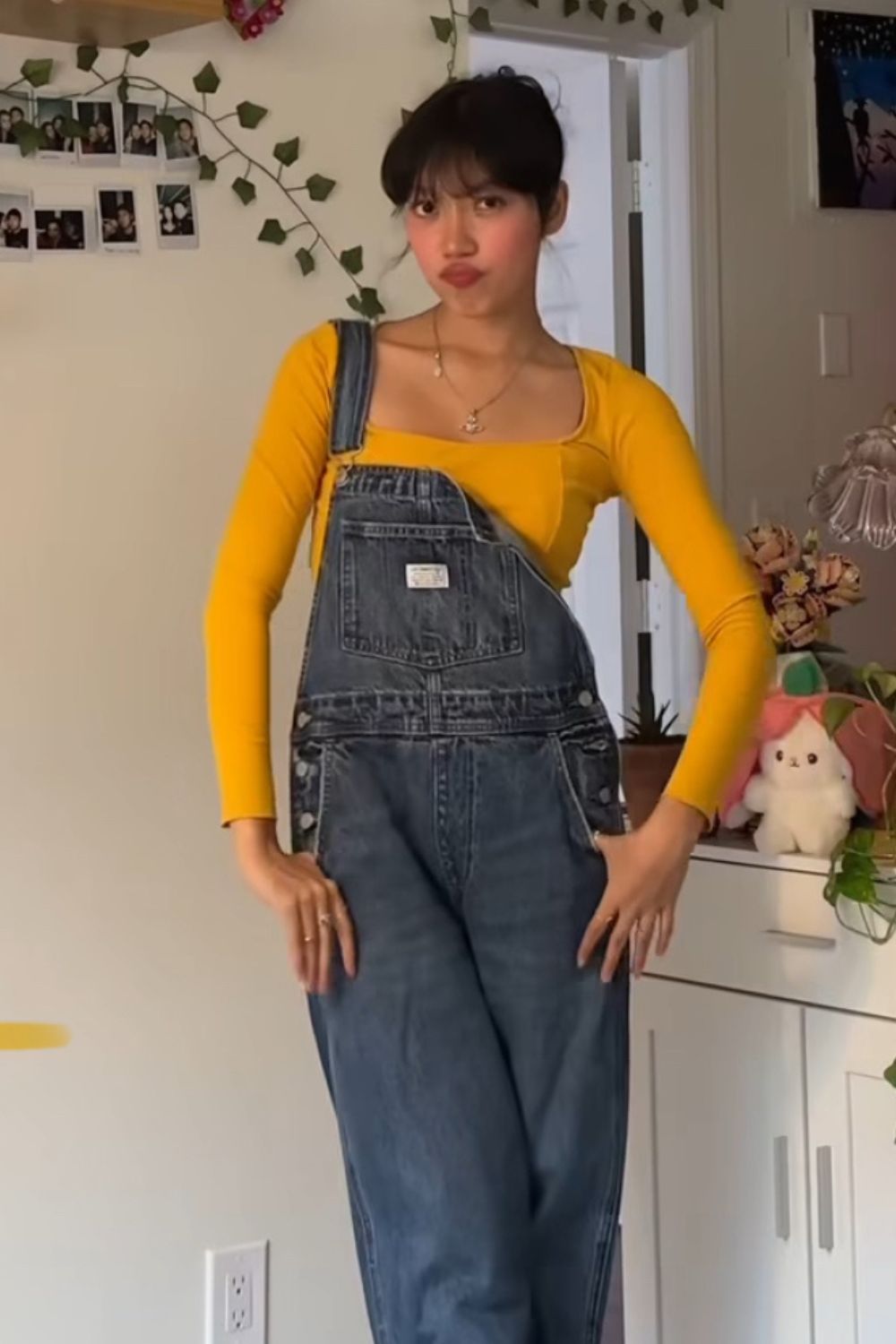 easy diy halloween costumes for women, denim overalls, relaxed and chic