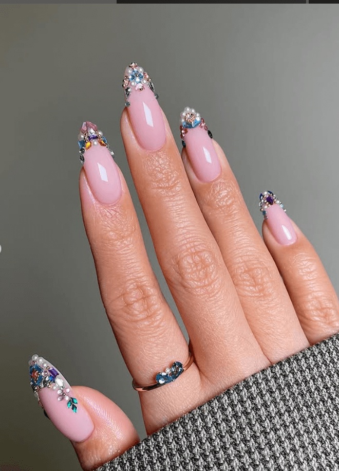 French nails design elegant, elegant nail designs, timeless nails classy, clean finish, holiday ready.