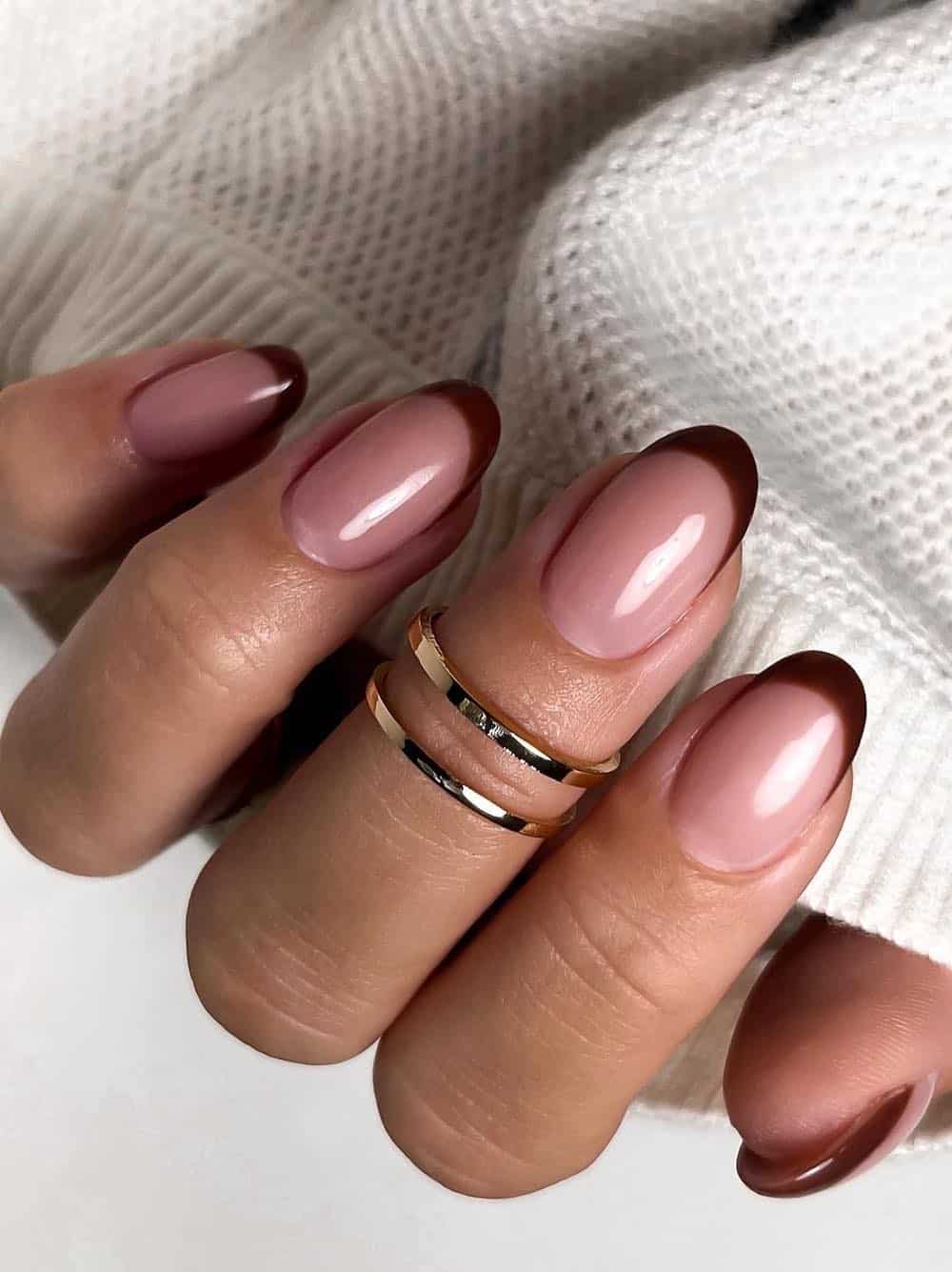 Winter nails with short round fall nails and autumn.