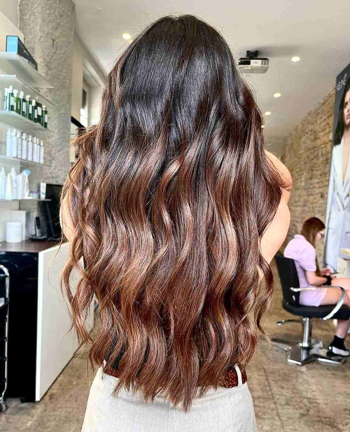 fall hair color for brunettes medium length, chocolate hair with caramel highlights