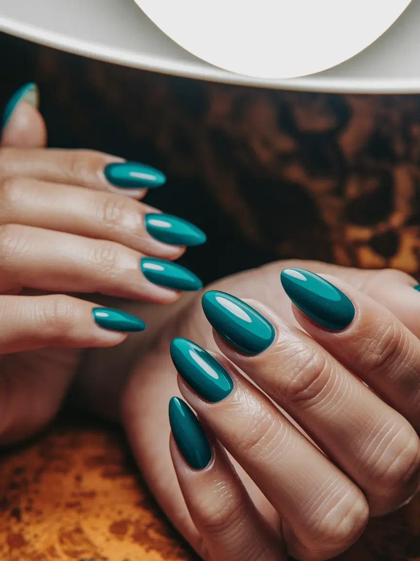 fall/winter nail colors, beginning of fall nails, christmas nail inspo, toe pedicures