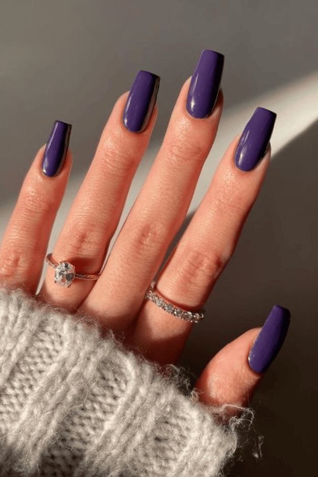 dnd fall nail colors 2026, late summer nails color, thanksgiving gel nail ideas, green
