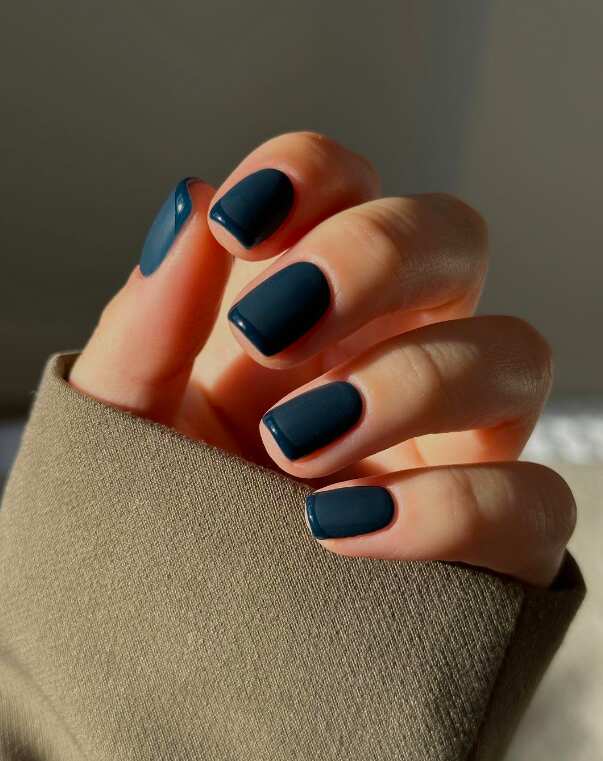 Blue fall nail ideas with fall acrylic nails autumn coffin and fall nails ideas autumn almond gel.