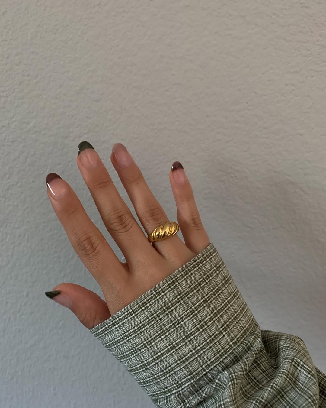 Fall short nails ideas with matte fall nails short and minimalist nails gel