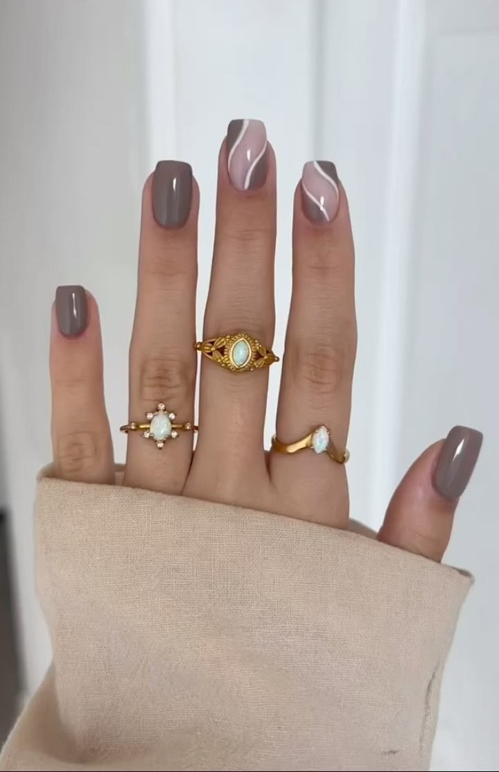 Short square acrylic nails fall with summer nails coffee brown nails design classy