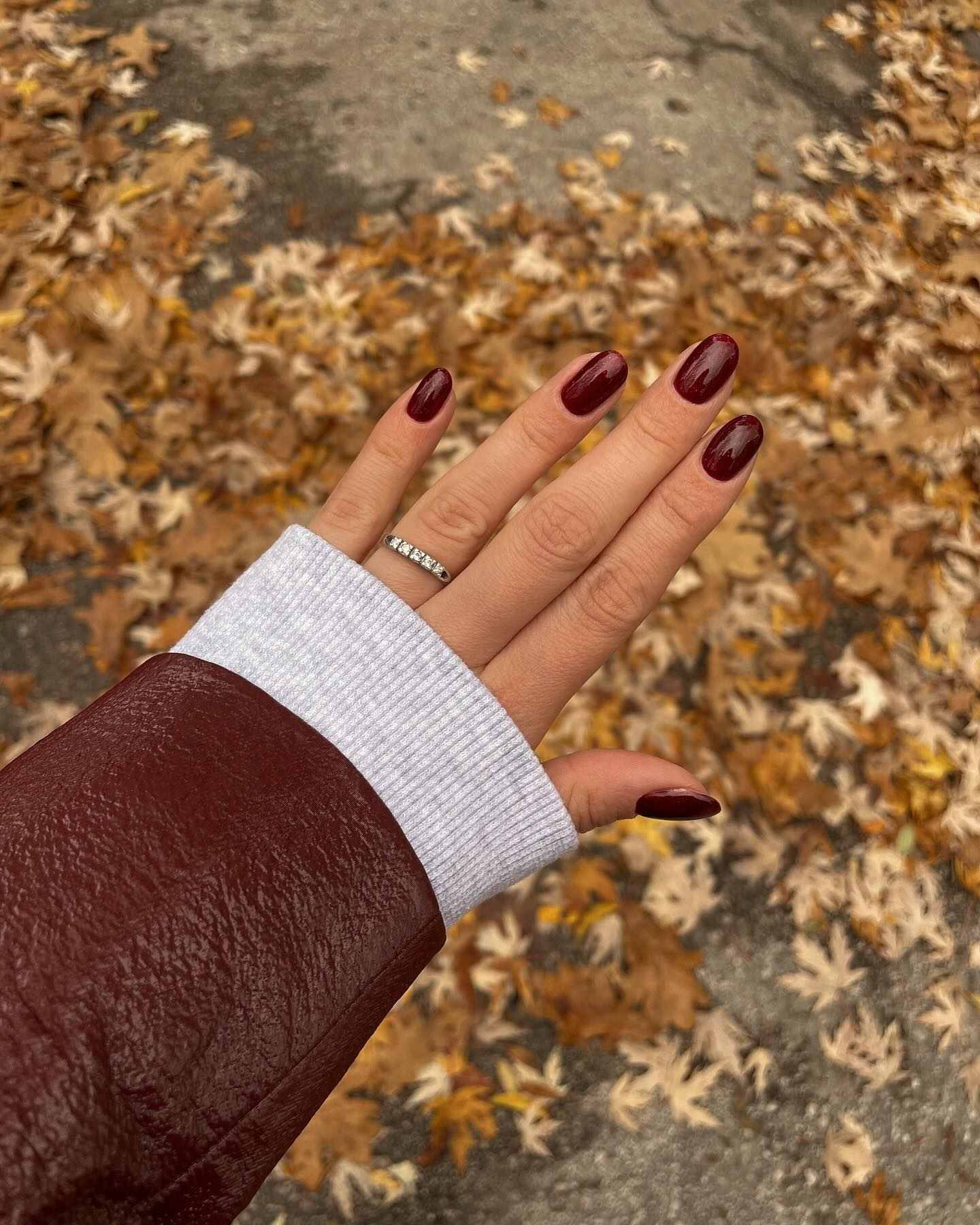 Short almond acrylic nails fall with winter nails short thanksgiving nails autumn