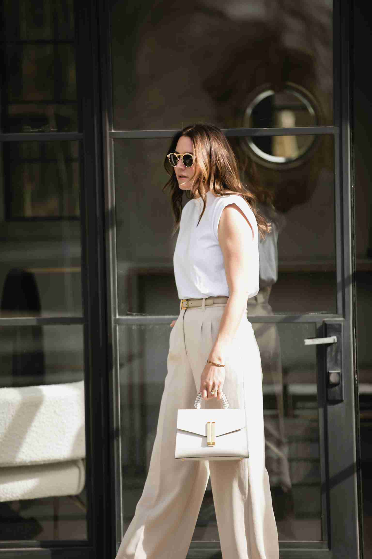 fall business casual outfits office wear with sleeveless top and trousers