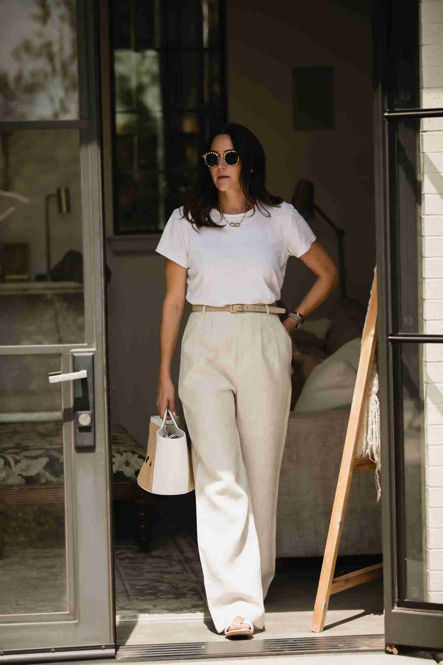 cute cozy fall outfits with white tee and trousers