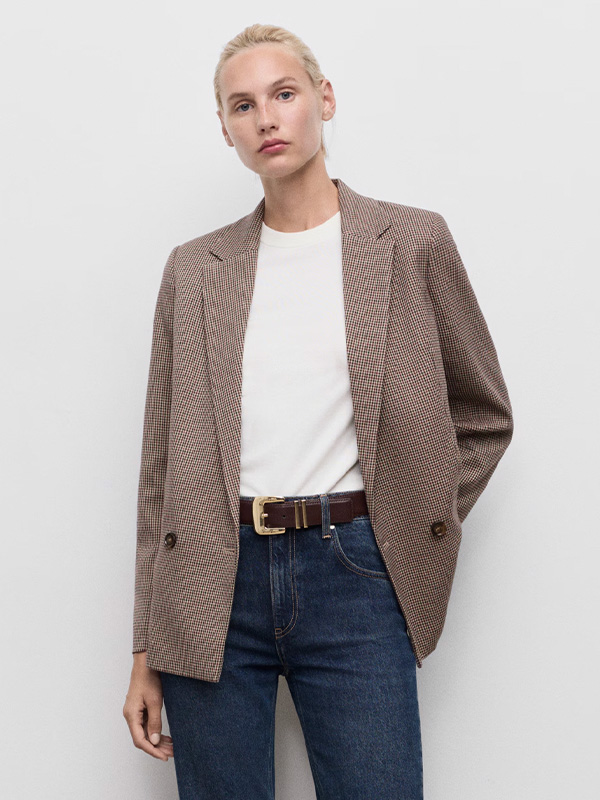 fall work outfits for women business, women's work outfits, work appropriate summer outfits, burgandy pants