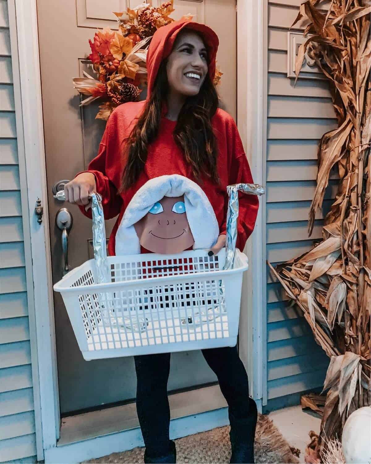 funny couple halloween costumes, funny costume ideas, best diy halloween costumes, duo bff