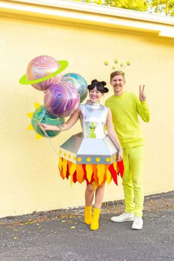 funny halloween costumes men, 4 person costume ideas, halloween costumes for family of four, simple