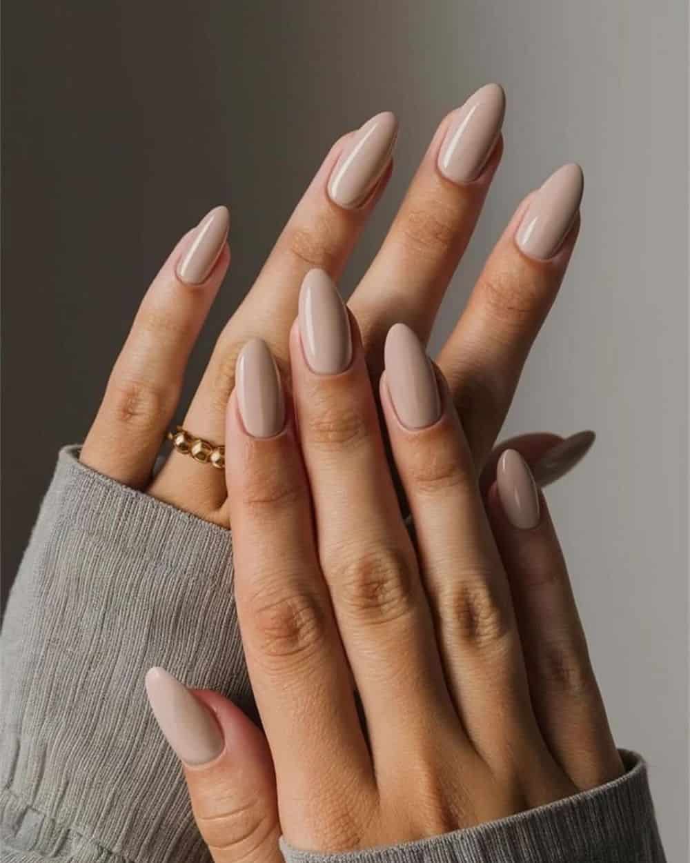 Summer gel nails, french tip gel nails, simple short nails, hot summer nails, white, yellow