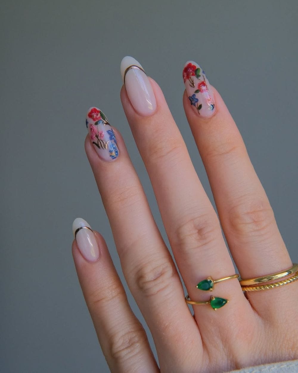 Nude gel nails, simple gel x nails, trendy toe nails, april nails ideas, winter