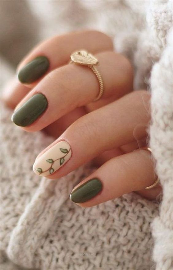 pastel green nails, dark green nails ideas, hunter green nails, almond nails designs, green nails ideas, lime nails design, french, neon short, toe