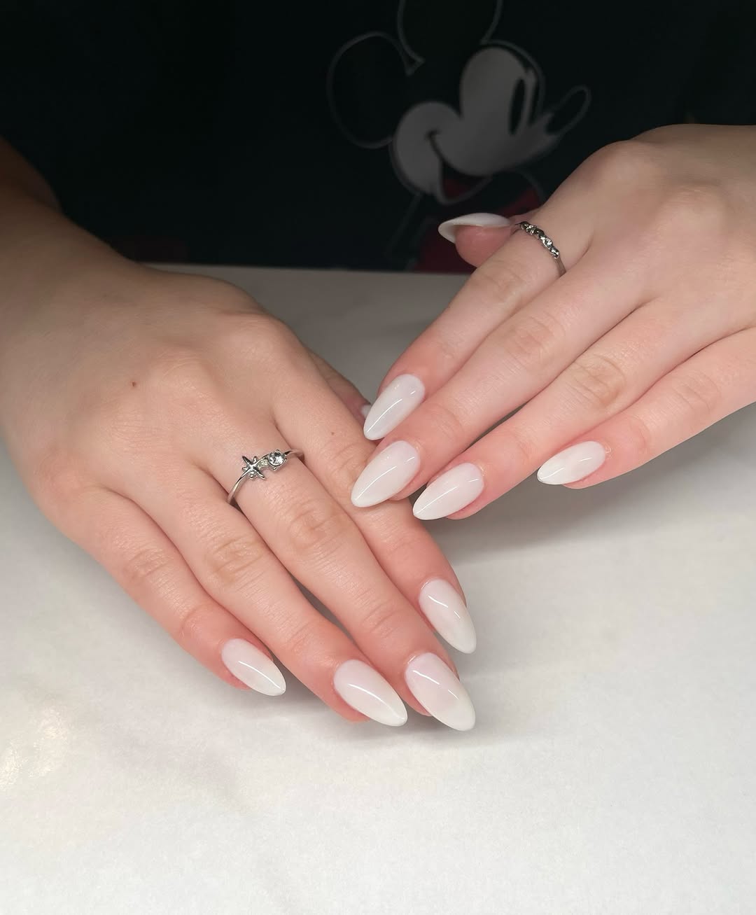 Milky white ombre nails, milky white nails with silver design, white pearl nails, french tip, design ideas