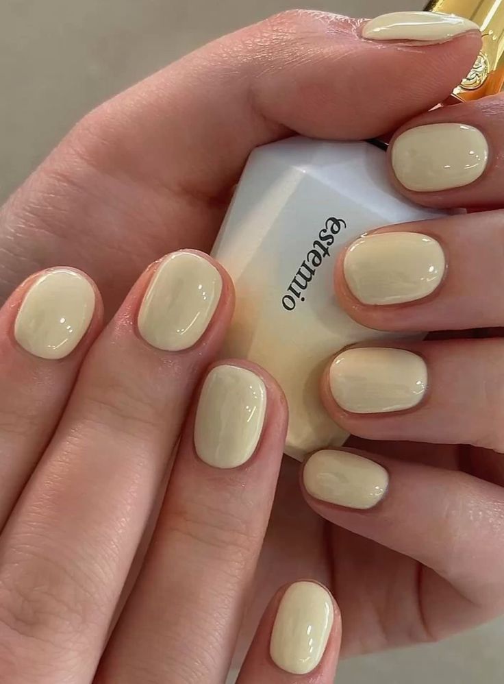 Brown valentines nail art with elegant summer nails. Red gel short coklat designs with tutorial inspiration.